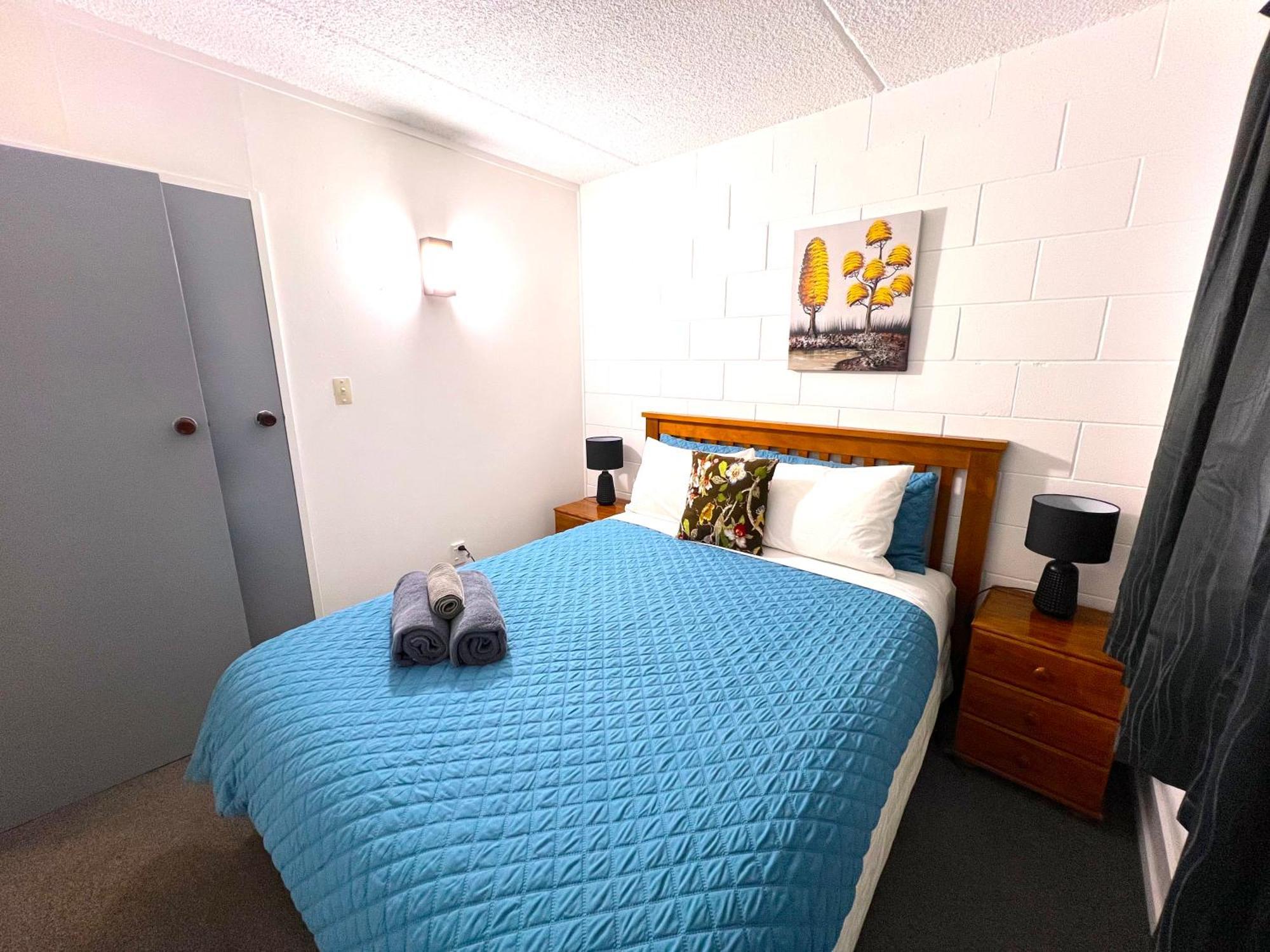 Parkview Holiday Homes "Opposite Of Famous Kuirau Park" Rotorua Bagian luar foto